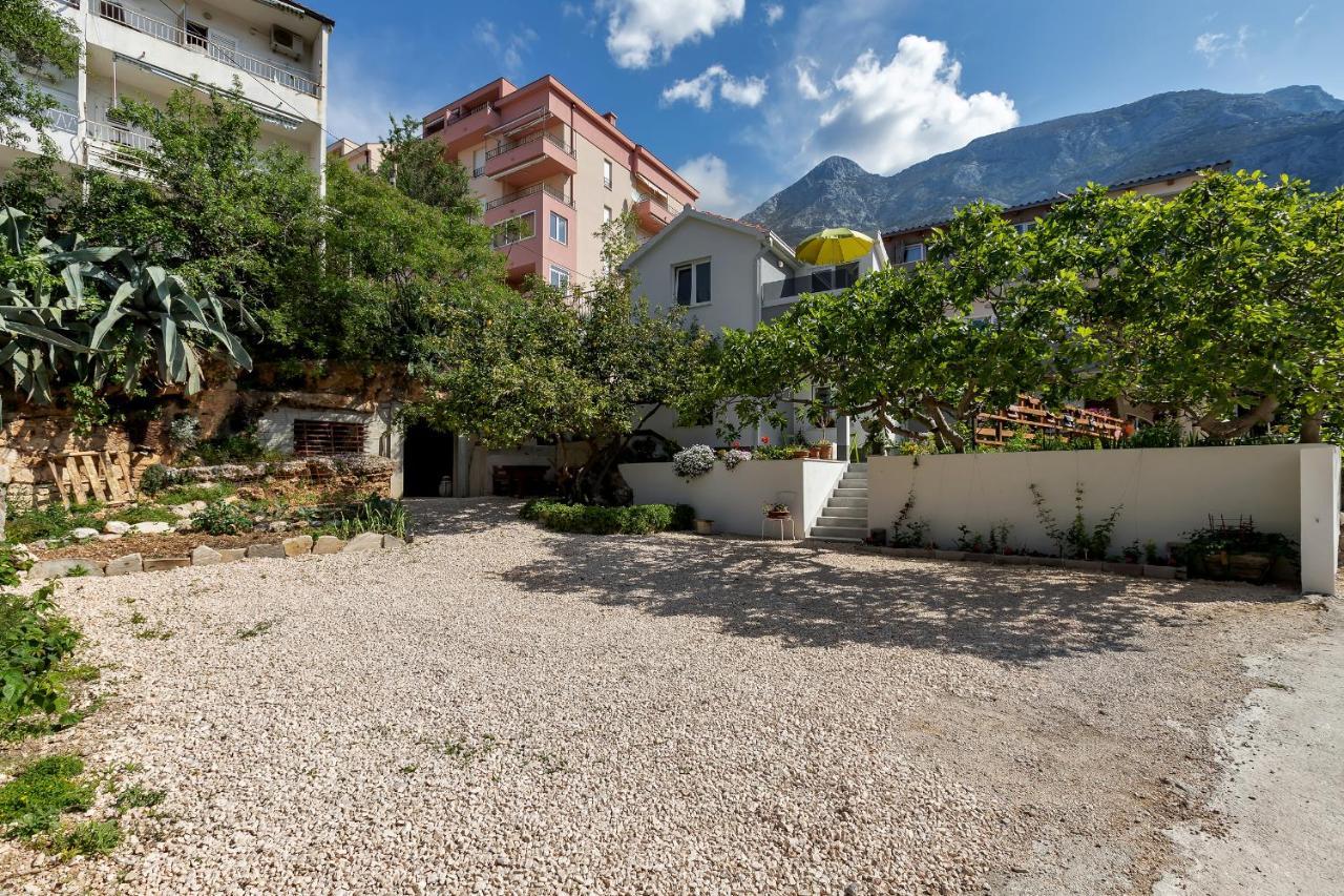 Apartamento Kuca Za Odmor Lemon Tree Makarska Exterior foto